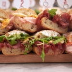 Assorted,Sandwiches,In,A,Bar